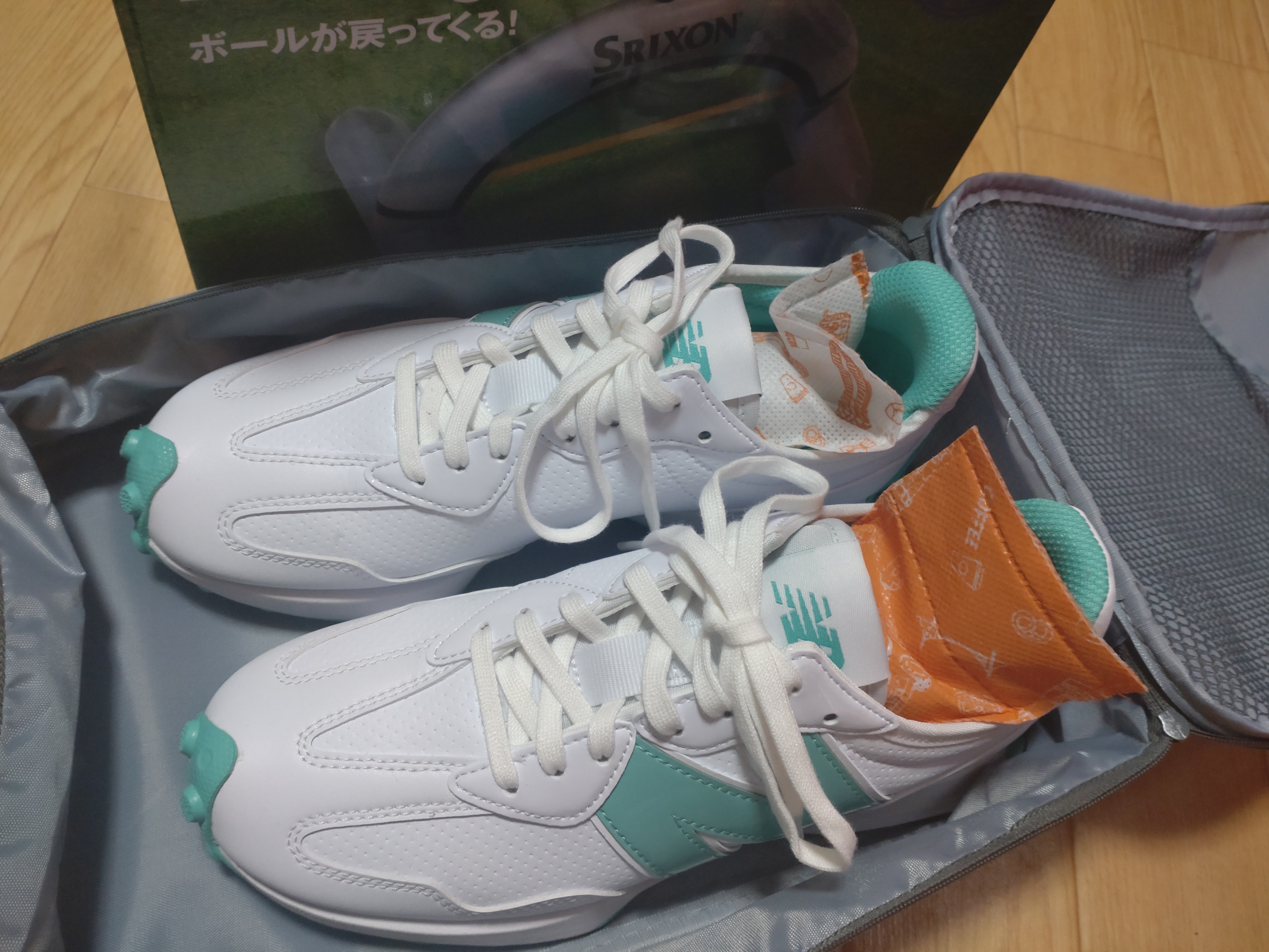 ゴルフシューズ