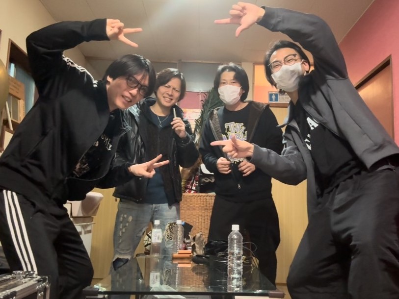 メンバーとスタジオ